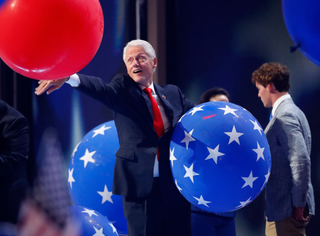 Illustration for article titled Bill Clinton and Balloons